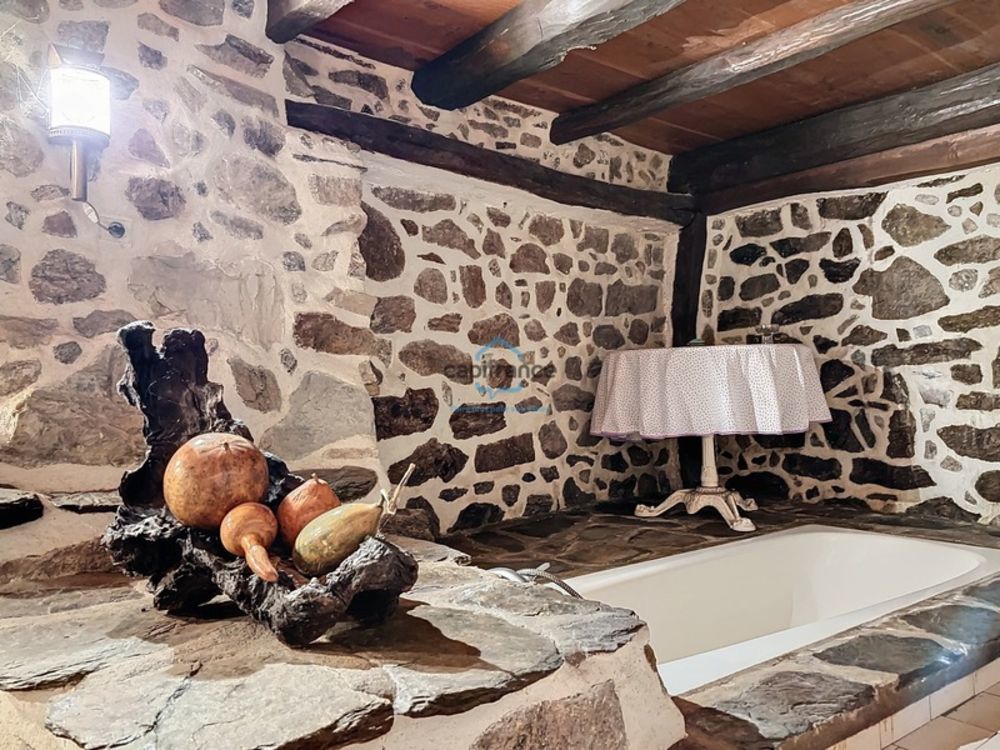 � vendre  Maison Laboule (07110)