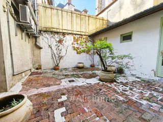  Immeuble � vendre 15 + pi�ces 300 m�