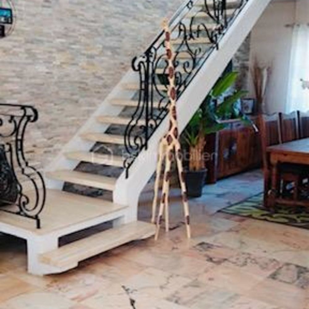 � vendre  Propri�t�/ch�teau Meaux (77100)