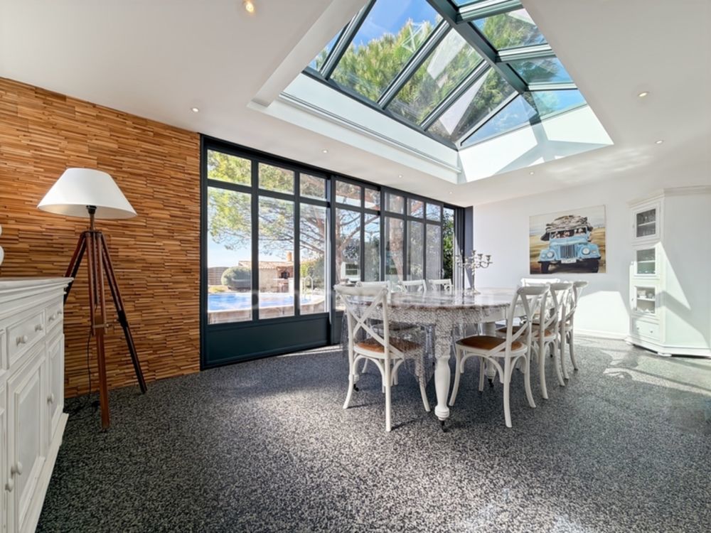 � vendre  Maison Saint-Martin-de-R� (17410)