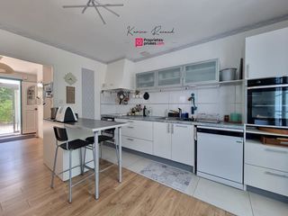  Maison � vendre 6 pi�ces 200 m�