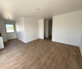  Appartement � louer 4 pi�ces 80 m�