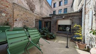  Immeuble � vendre 11 pi�ces 293 m�