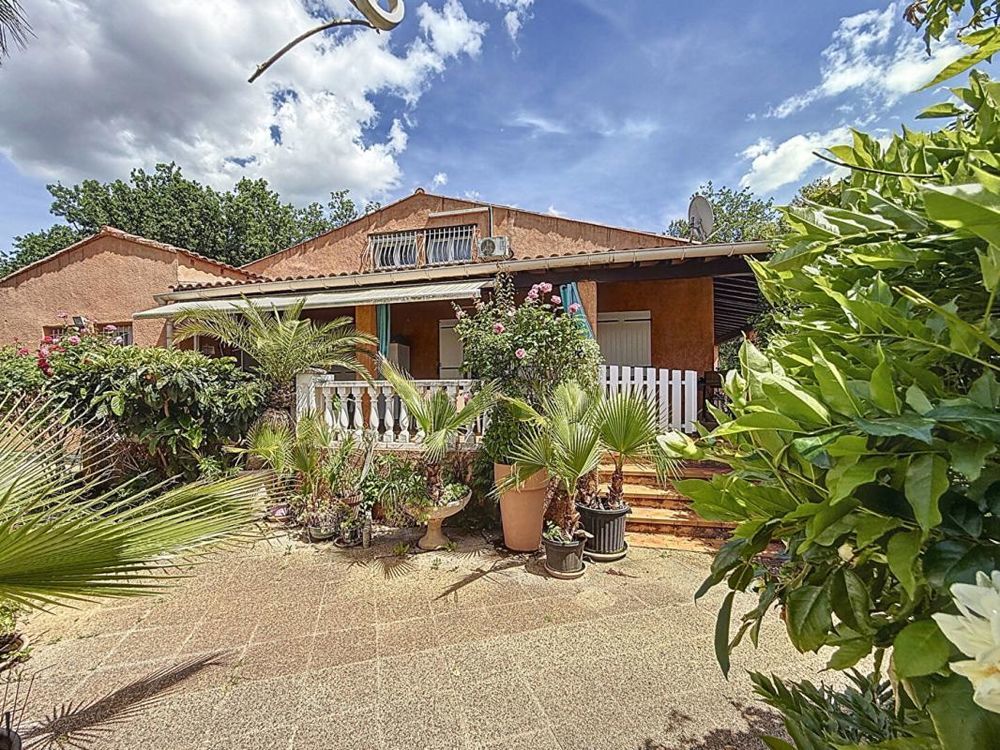 � vendre  Maison Cuers (83390)