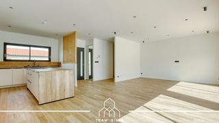  Villa � vendre 5 pi�ces 140 m�