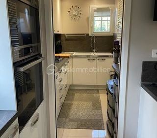  Propri�t�/ch�teau � vendre 7 pi�ces 179 m�