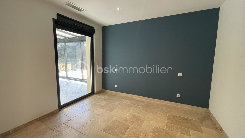 � vendre  Villa P�zenas (34120)