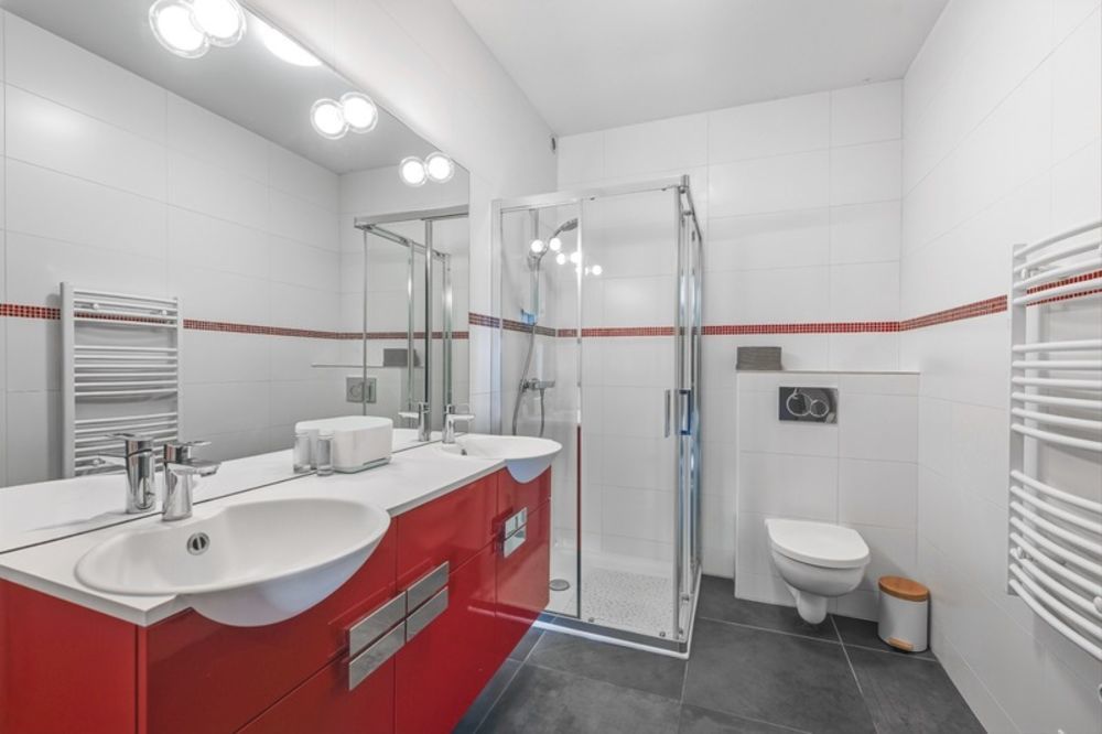 � vendre  Maison Divonne-les-Bains (01220)