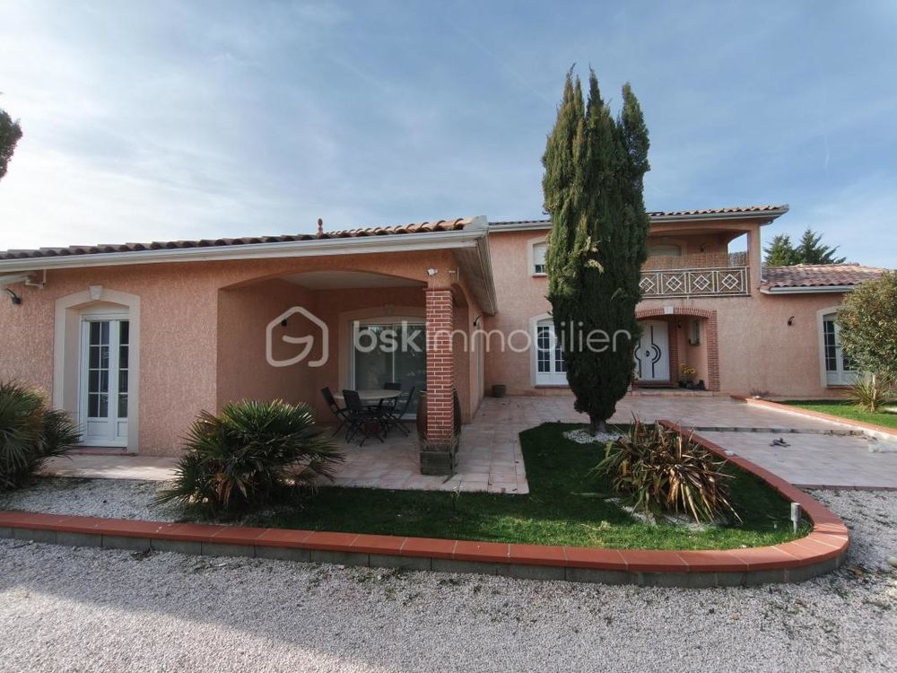 � vendre  Propri�t�/ch�teau Saint-Alban (31140)