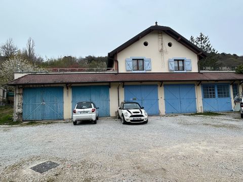   brison saint innocent maison 118 m2 env avec 6 garages (320 m2 env) sur 2200 m2 env de terrain Maison - 3 pi�ce(s) - 118 m�