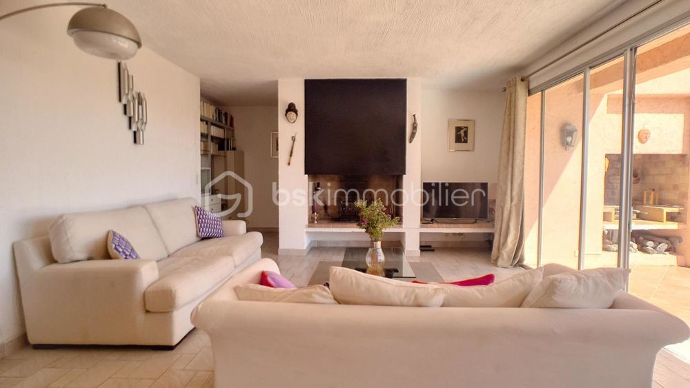 � vendre  Villa Lecci (20137)