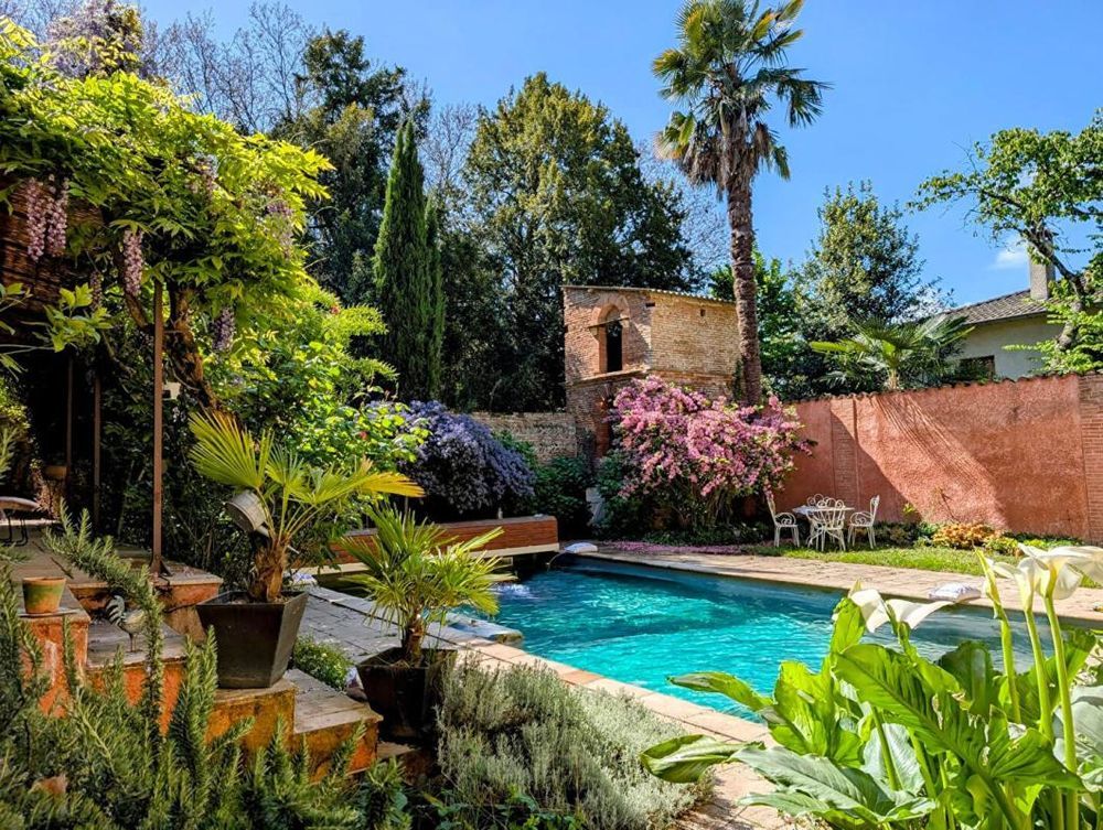 � vendre  Propri�t�/ch�teau Roquettes (31120)