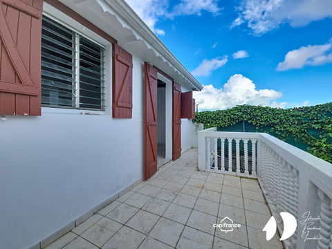   Appartement F4 + 1 bureau � Conodor Sainte-Rose Appartement - 3 pi�ce(s) - 94 m�