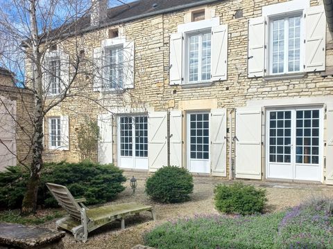   Maison de charme � vendre 6 pi�ces � SAINT VINNEMER (89) et son terrain de 700m� Maison - 6 pi�ce(s) - 239 m�