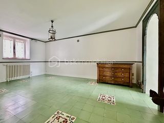  Maison � vendre 10 pi�ces 241 m�