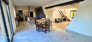  Propri�t�/ch�teau � vendre 10 pi�ces 260 m�