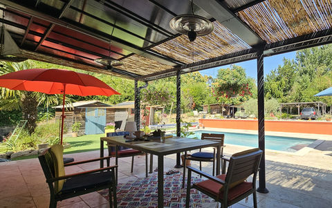   Une maison qui a une �me, � Dauphin(04) Maison - 4 pi�ce(s) - 126 m�