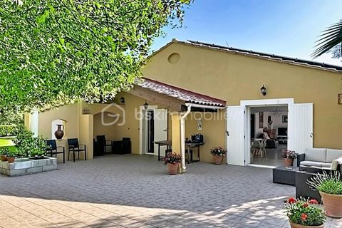   ? � VENDRE � MAISON FAMILIALE AVEC PISCINE ET D�PENDANCES � ROCBARON Villa - 8 pi�ce(s) - 180 m�