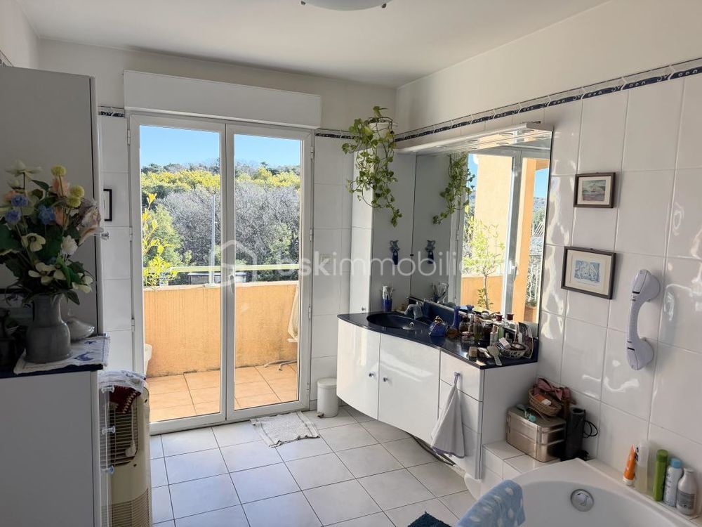 � vendre  Appartement La Croix-Valmer (83420)