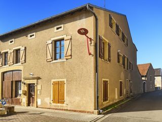  Maison � vendre 15 + pi�ces 350 m�