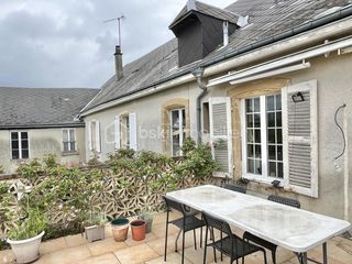  Immeuble � vendre 10 pi�ces 581 m�