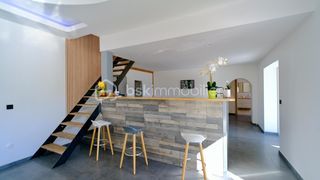  Villa � vendre 4 pi�ces 175 m�