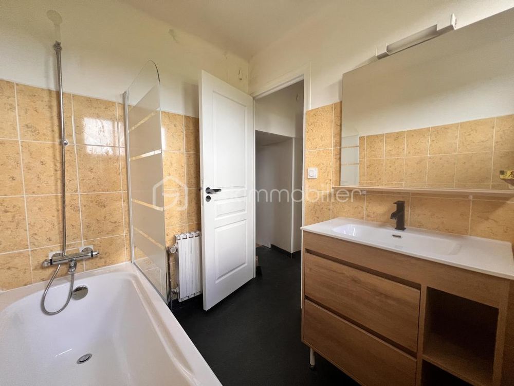 � vendre  Maison Saint-Coulitz (29150)