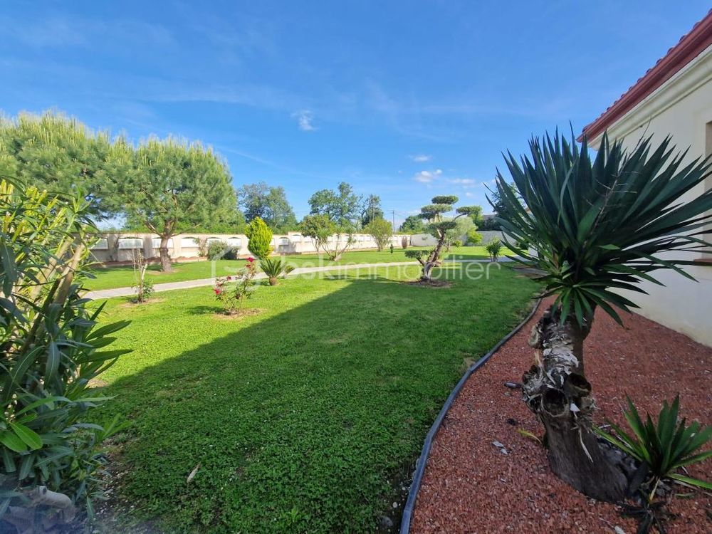 � vendre  Villa Juran�on (64110)