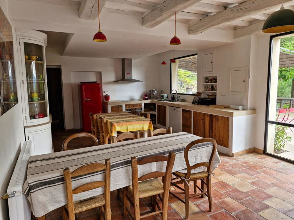 � vendre  Propri�t�/ch�teau Saint-Martin-de-Castillon (84750)