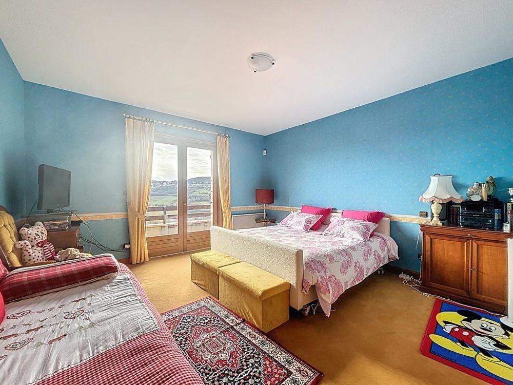 � vendre  Villa La Roche-Blanche (63670)