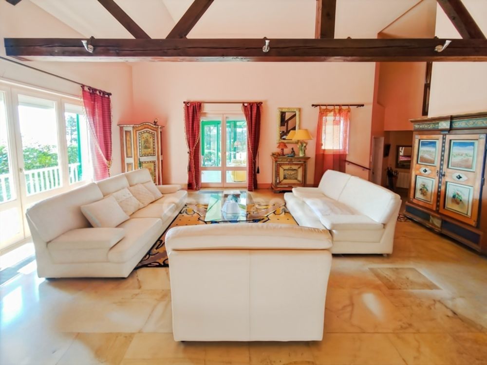 � vendre  Maison Givry (71640)