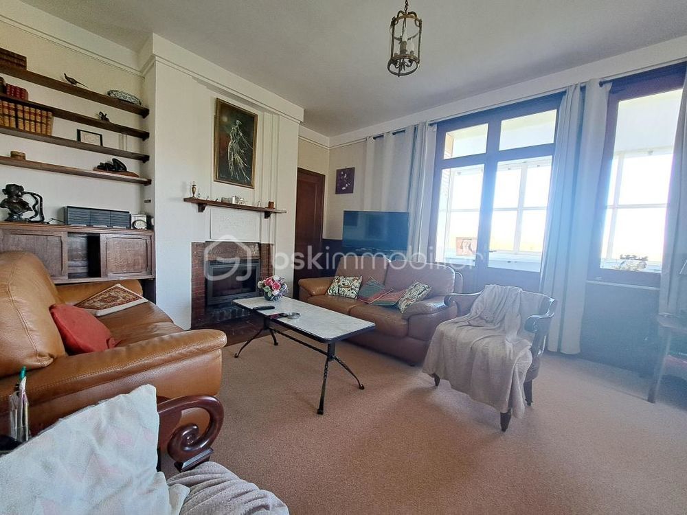 � vendre  Propri�t�/ch�teau Berville (95810)