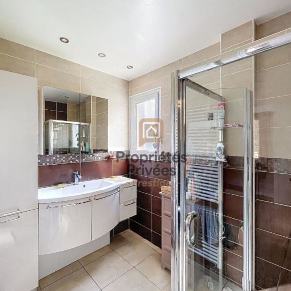 � vendre  Villa Saint-Maximin-la-Sainte-Baume (83470)