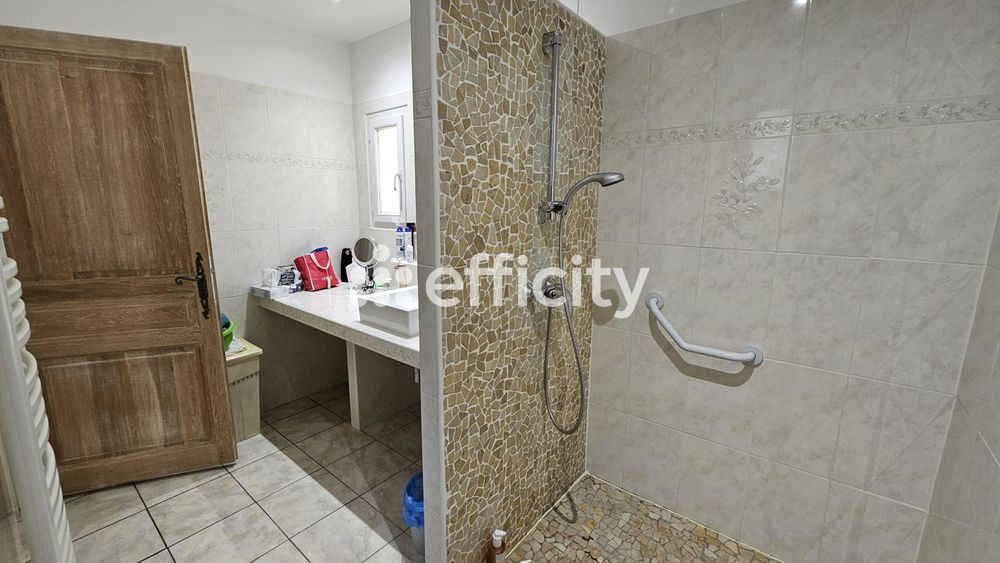 � vendre  Maison La Motte (83920)