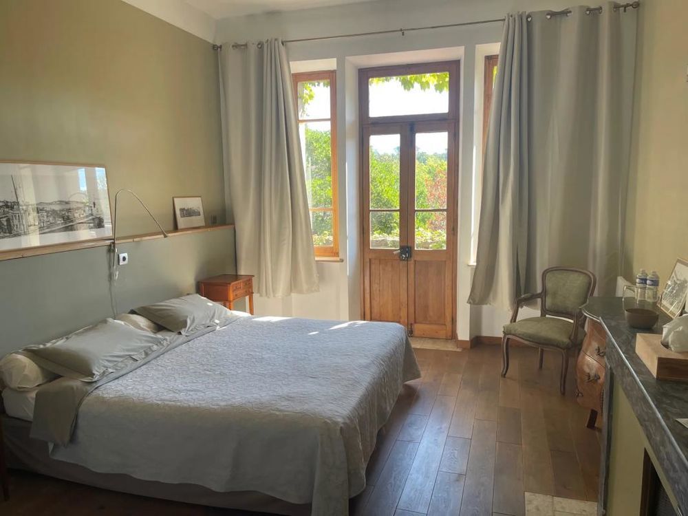 � vendre  Propri�t�/ch�teau Montolieu (11170)