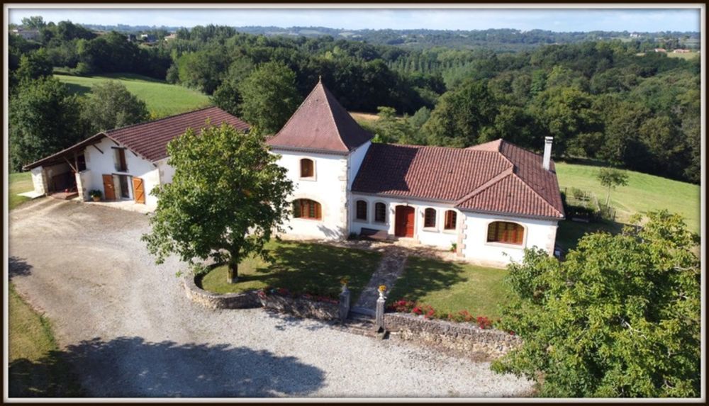 � vendre  Propri�t�/ch�teau Dax (40100)