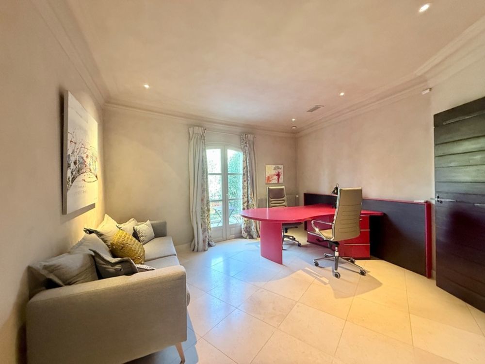 � vendre  Villa Le Rouret (06650)