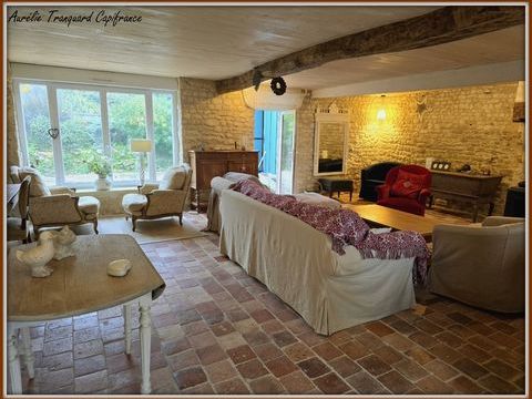   Maison � vendre 4 pi�ces ANTEZANT LA CHAPELLE (17) LONGERE/ maison charentaise avec d�pendances Maison - 4 pi�ce(s) - 140 m�