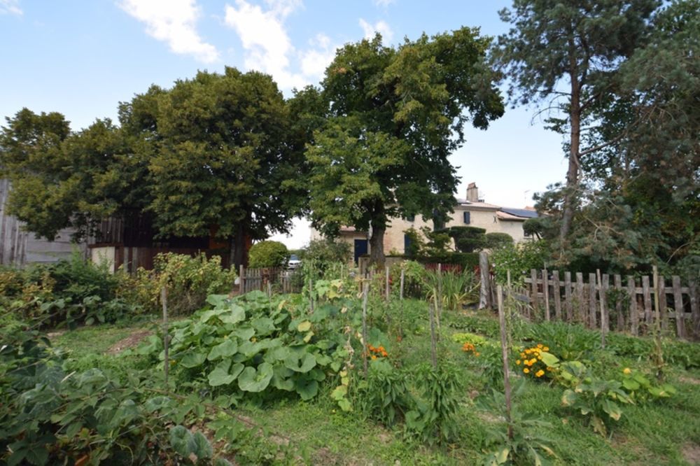 � vendre  Propri�t�/ch�teau Sainte-Bazeille (47180)