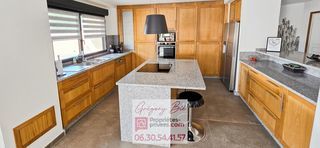  Maison � vendre 9 pi�ces 270 m�