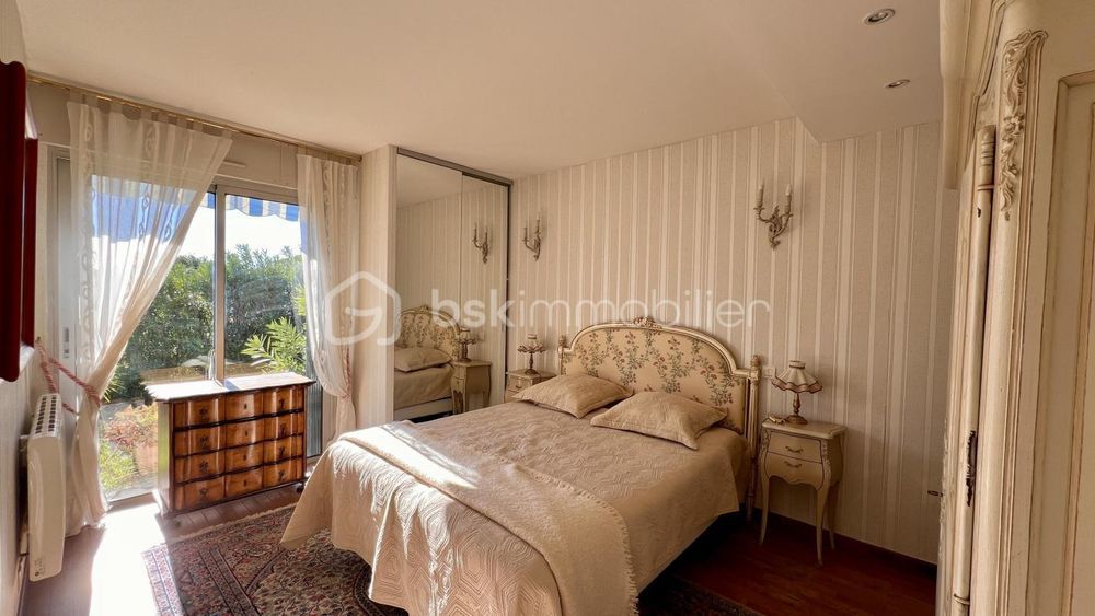 � vendre  Villa La Colle-sur-Loup (06480)