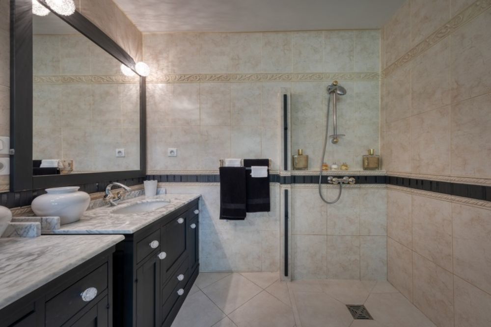 � vendre  Villa Garanci�res (78890)