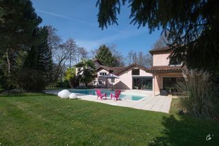  Maison � vendre 6 pi�ces 210 m�