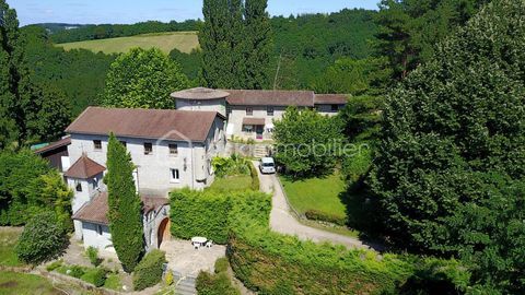   Authentique Corps de Ferme du 18�me Si�cle et Terrain de 2,3 Hectares Maison - 13 pi�ce(s) - 600 m�
