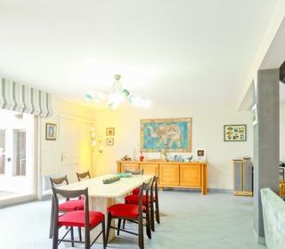  Villa � vendre 8 pi�ces 250 m�