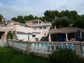  Propri�t�/ch�teau � vendre 6 pi�ces 252 m�