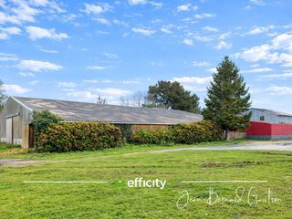  Propri�t�/ch�teau � vendre 2 pi�ces 1391 m�