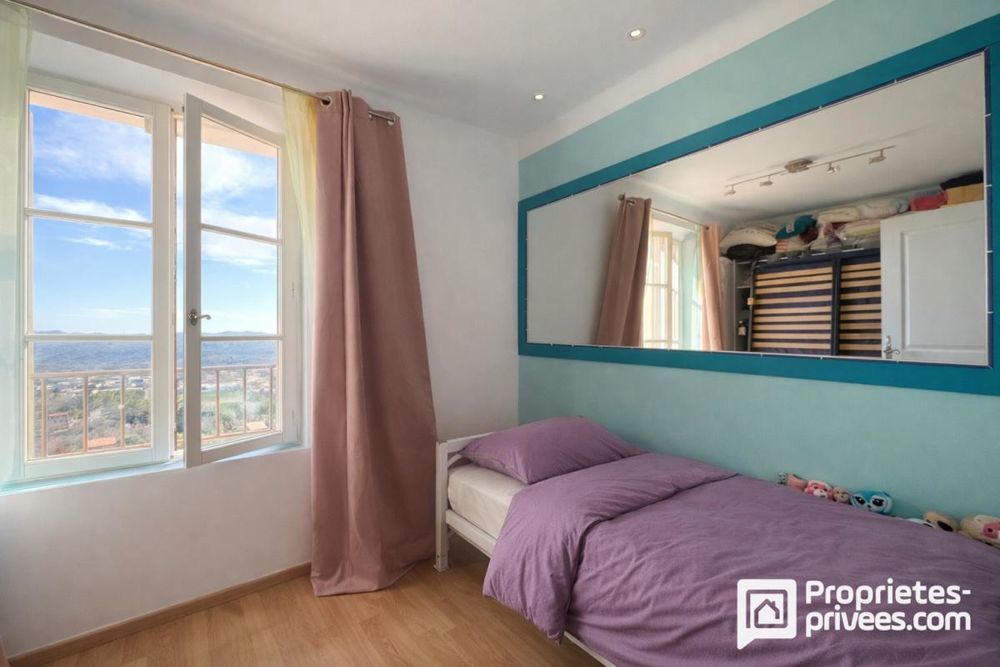 � vendre  Maison Montauroux (83440)