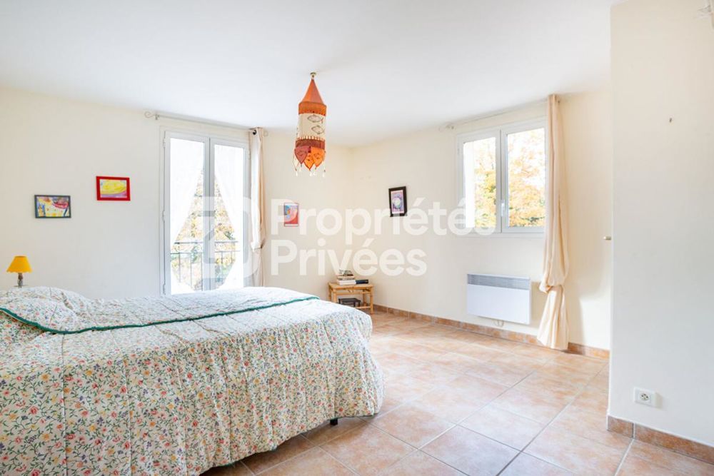 � vendre  Maison Saint-Paul-en-For�t (83440)