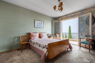  Maison � vendre 6 pi�ces 200 m�